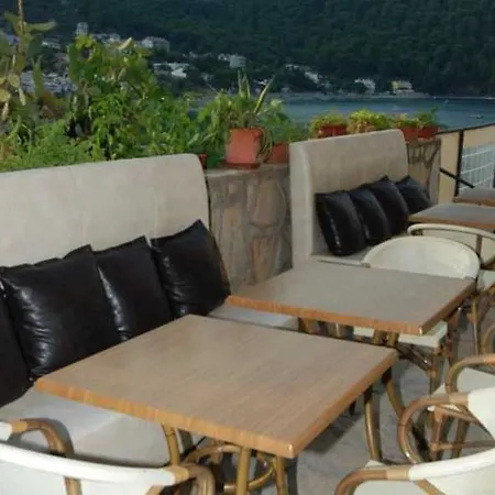 Es Turunc Отель